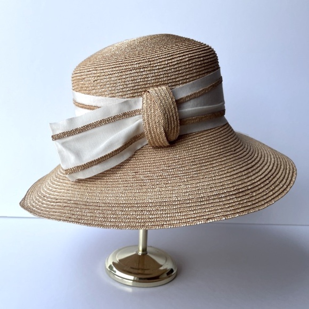 Vintage 1980’s Andrē Wide Brim Straw Hat